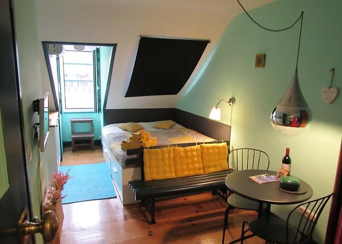Lisbon Heart Apartments - Green Apartment By Lovelystay